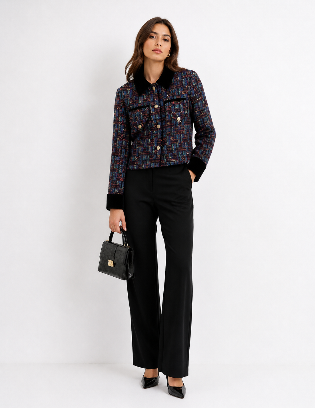 Veste courte tweed contrasté esprit couture