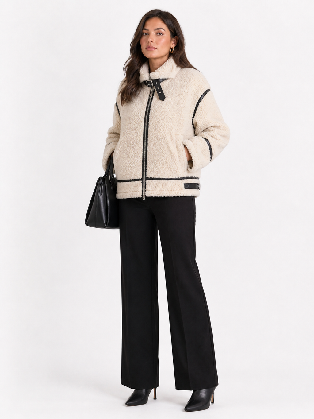Veste courte effet shearling contrasté esprit contemporain