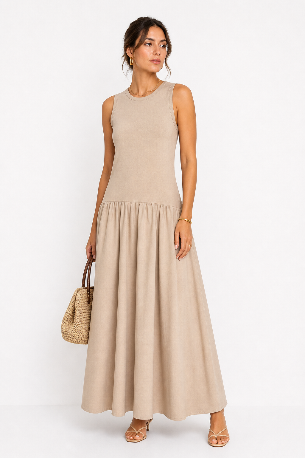Robe longue sans manches plissée élégante