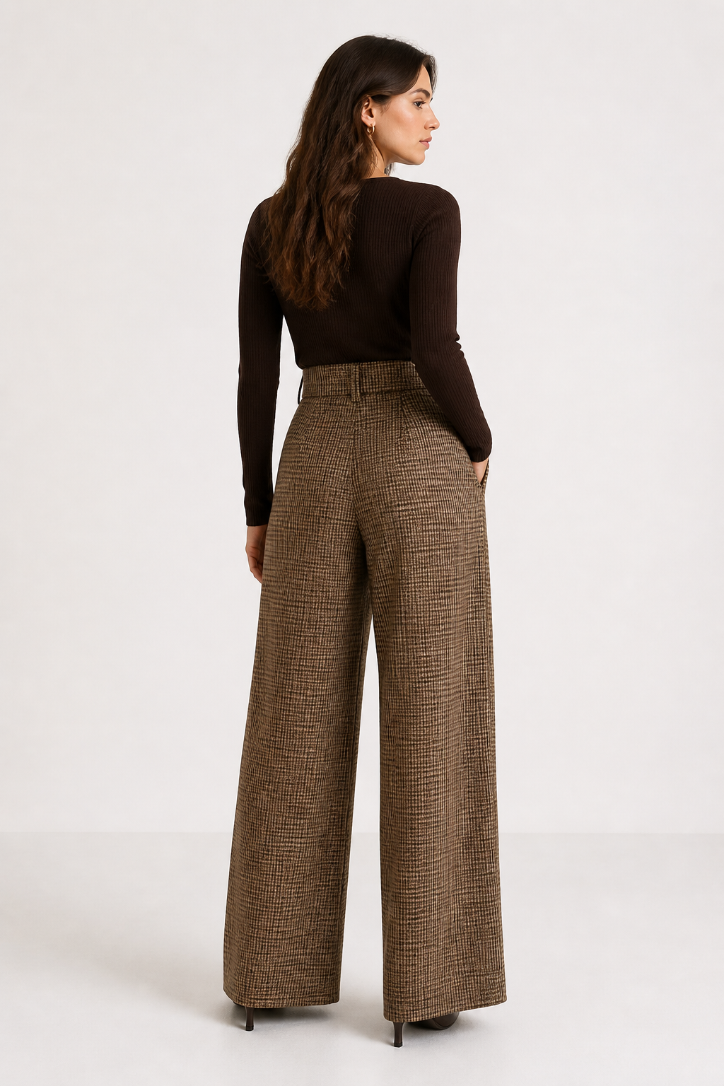Pantalon large taille haute à carreaux élégants