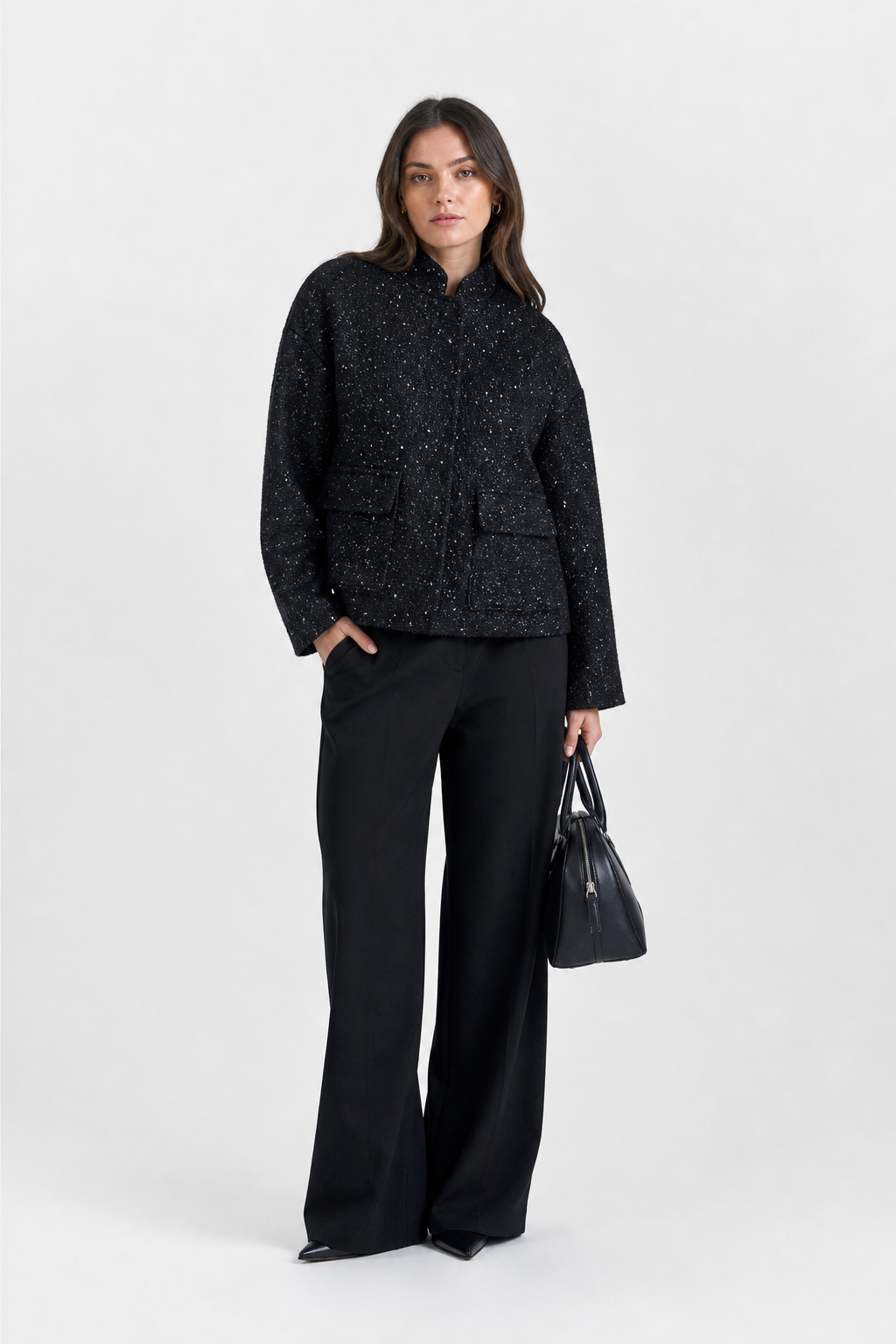 Veste courte noire scintillante à sequins