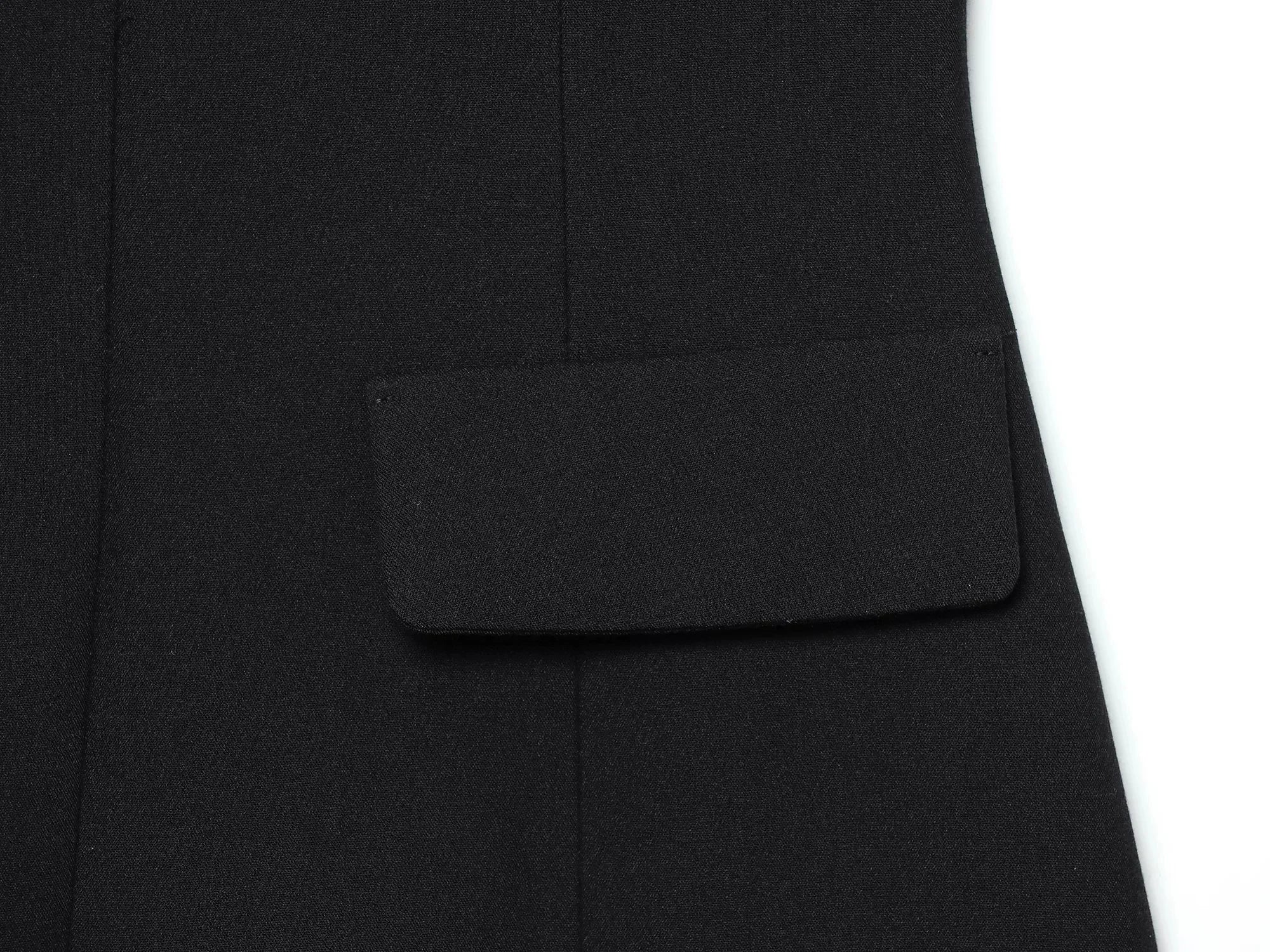 Robe courte à manches bouffantes
