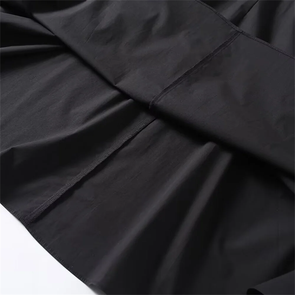 Jupe midi noire à laçage taille haute