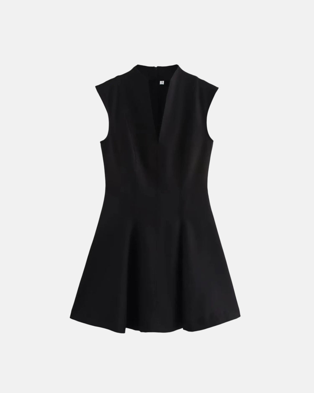 Robe courte plissée sans manches