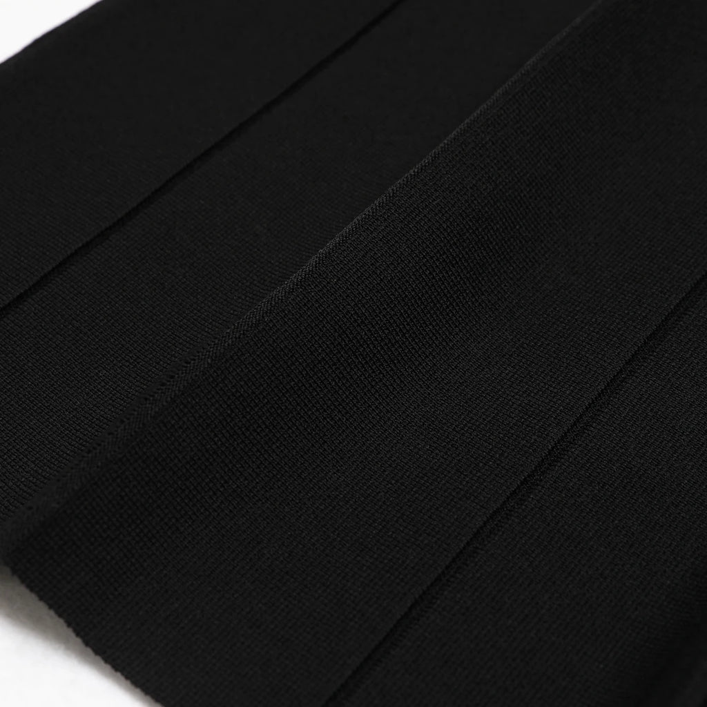 Robe longue en maille fleurie perlée