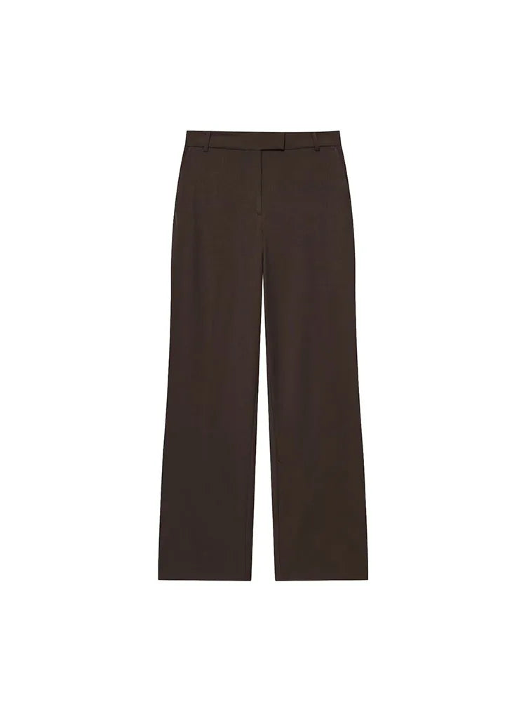 Ensemble pantalon droit et gilet tailleur ceinturé
