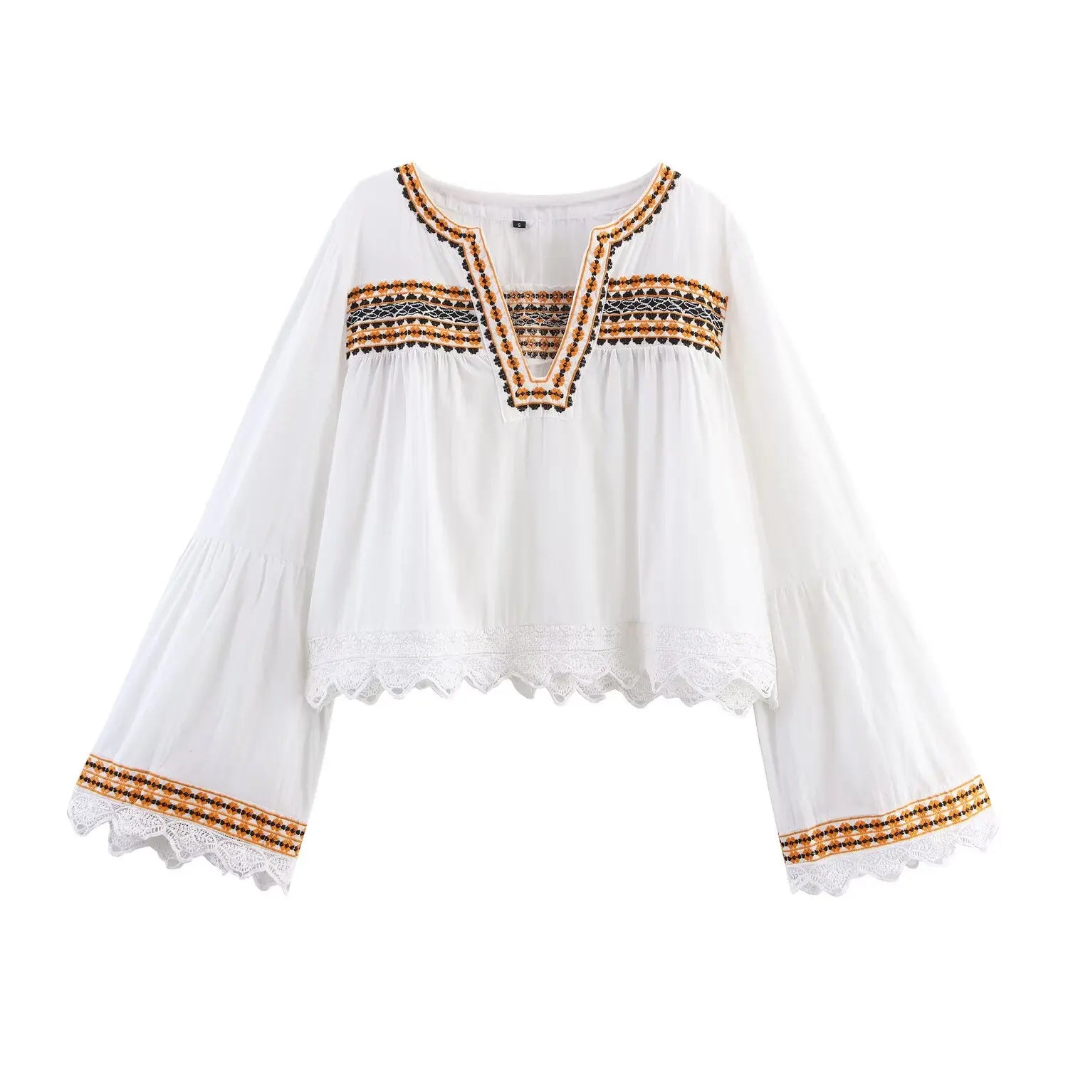 Ensemble brodé à chemise col V et short