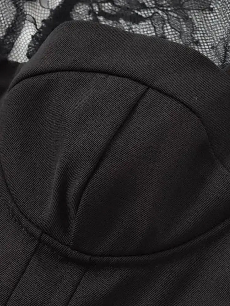 Blouse sans manches en dentelle
