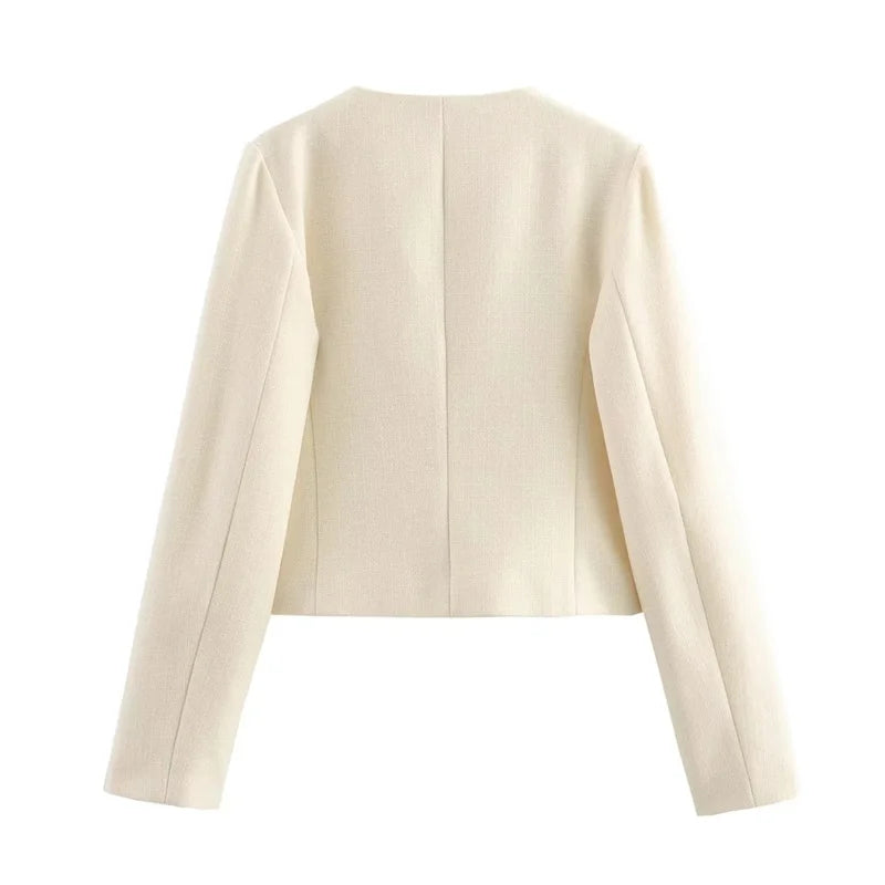 Veste courte structurée à boutons dorés