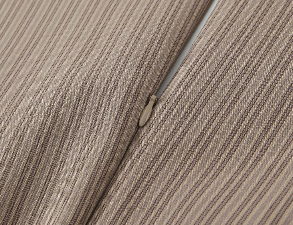 Robe courte rayée à col V