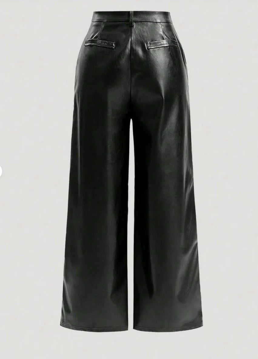 Pantalon large noir effet cuir taille structurée